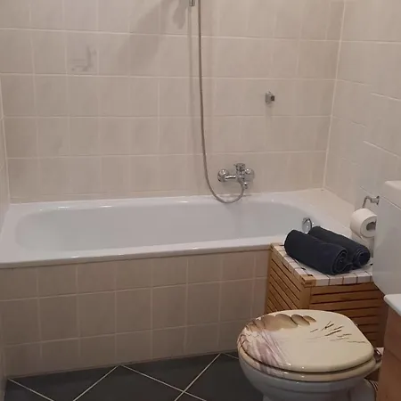 Gaestezimmer Heinebach